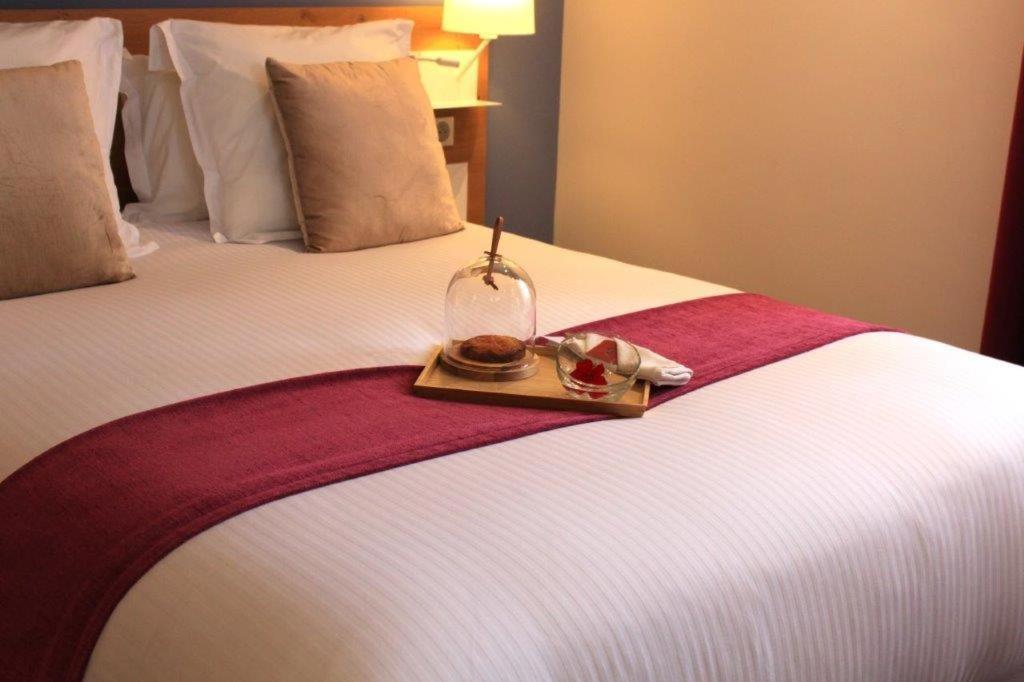 Hotel Berria Hasparren Kültér fotó