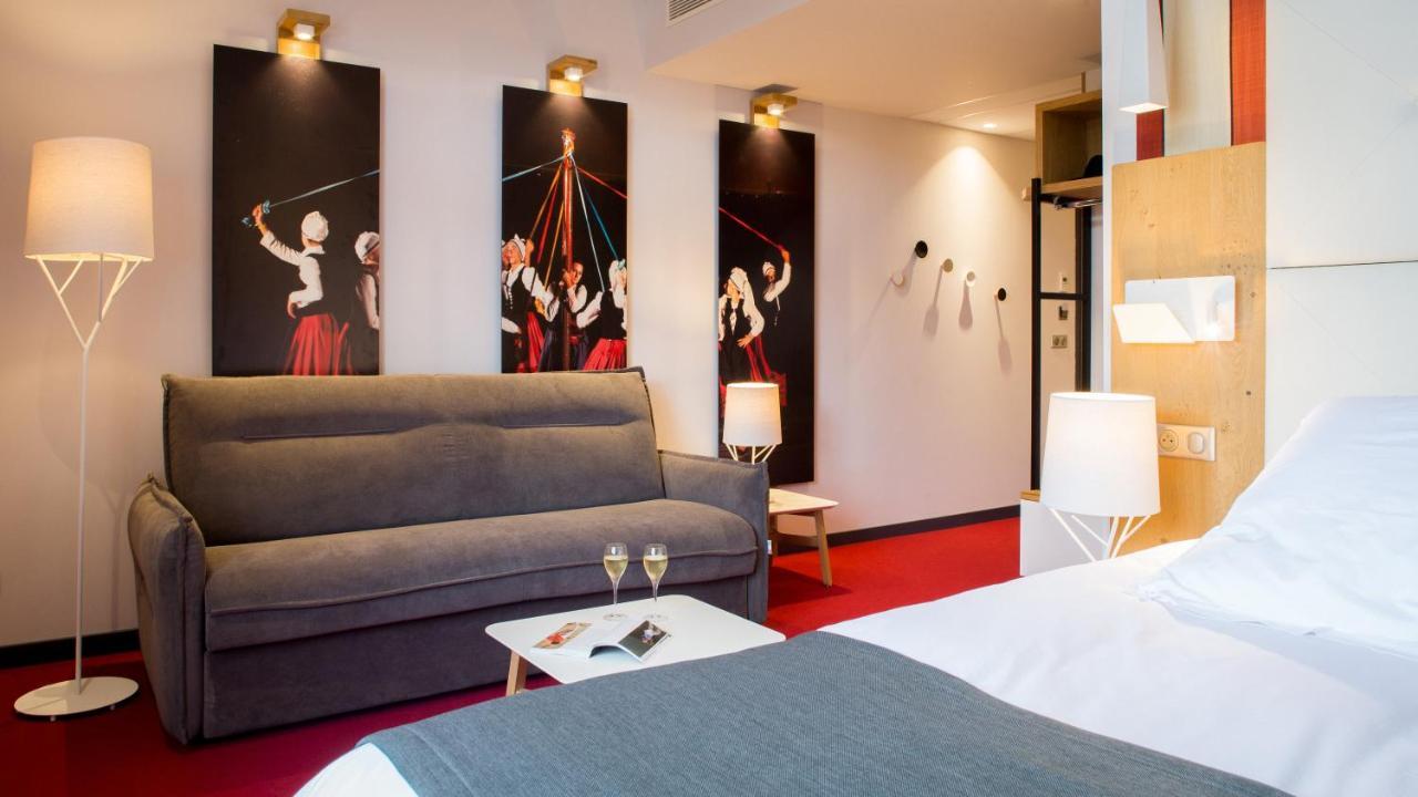 Hotel Berria Hasparren Kültér fotó
